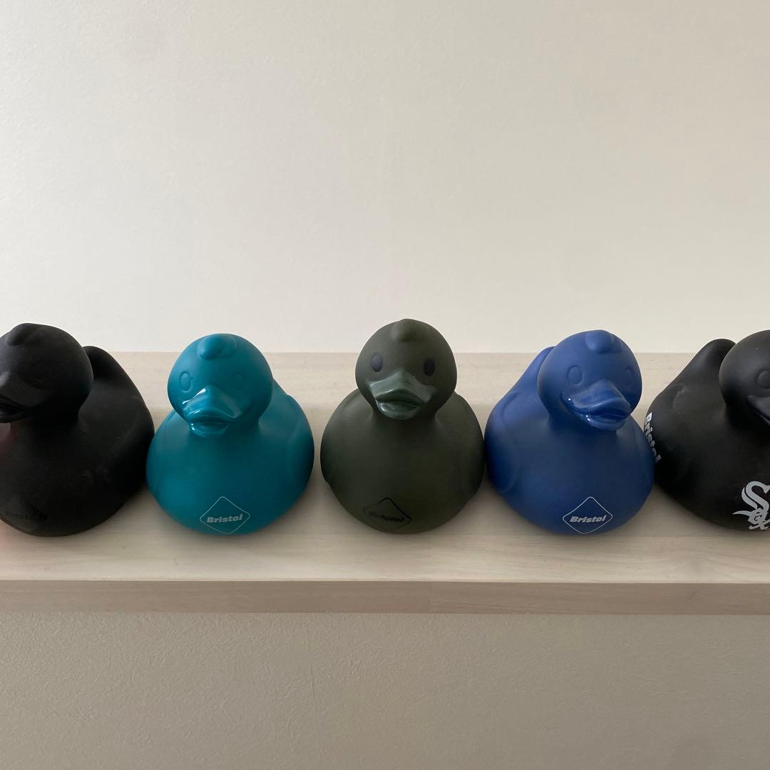 fcrb アヒルセット　18匹➕おまけつき