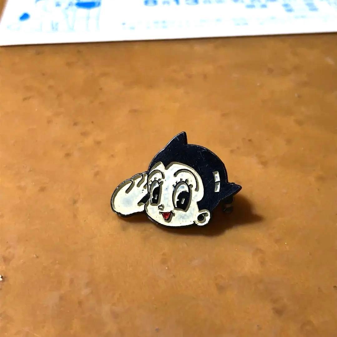 超レア　鉄腕アトムバッジ　昭和レトロ 手塚治虫・虫プロ名画祭 チケットセット
