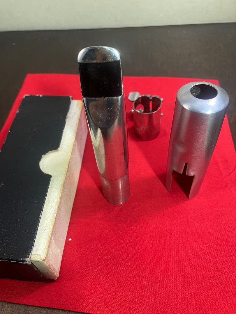 Berg Larsen メタルマウスピース 100/1M オフセット　リガチャー