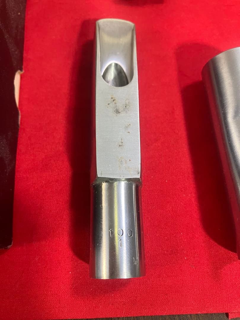 Berg Larsen メタルマウスピース 100/1M オフセット　リガチャー