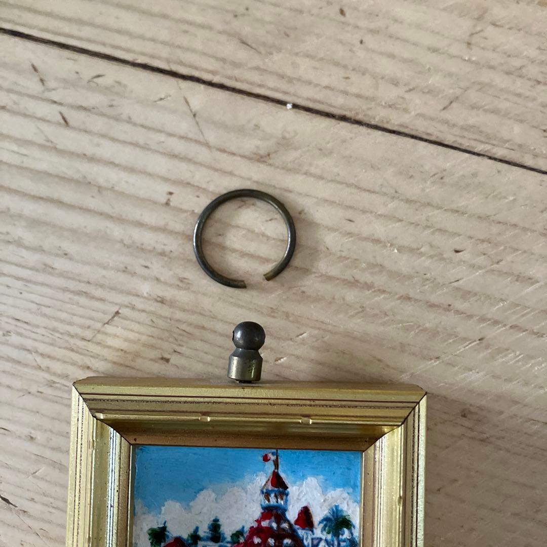 レア品 SUE McNARY ハンドペイントミニチュア額イーゼルペンダントトップ