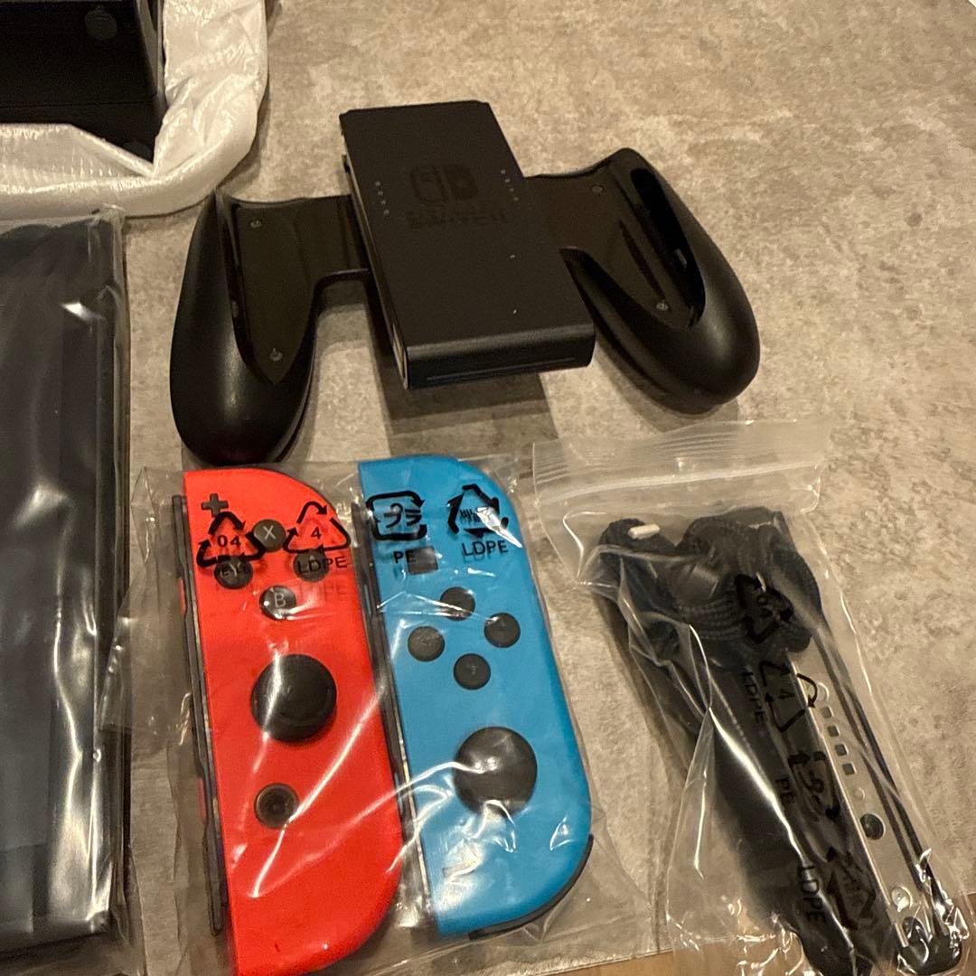 Nintendo Switch 本体セット（赤/青Joy-Con）価格交渉可
