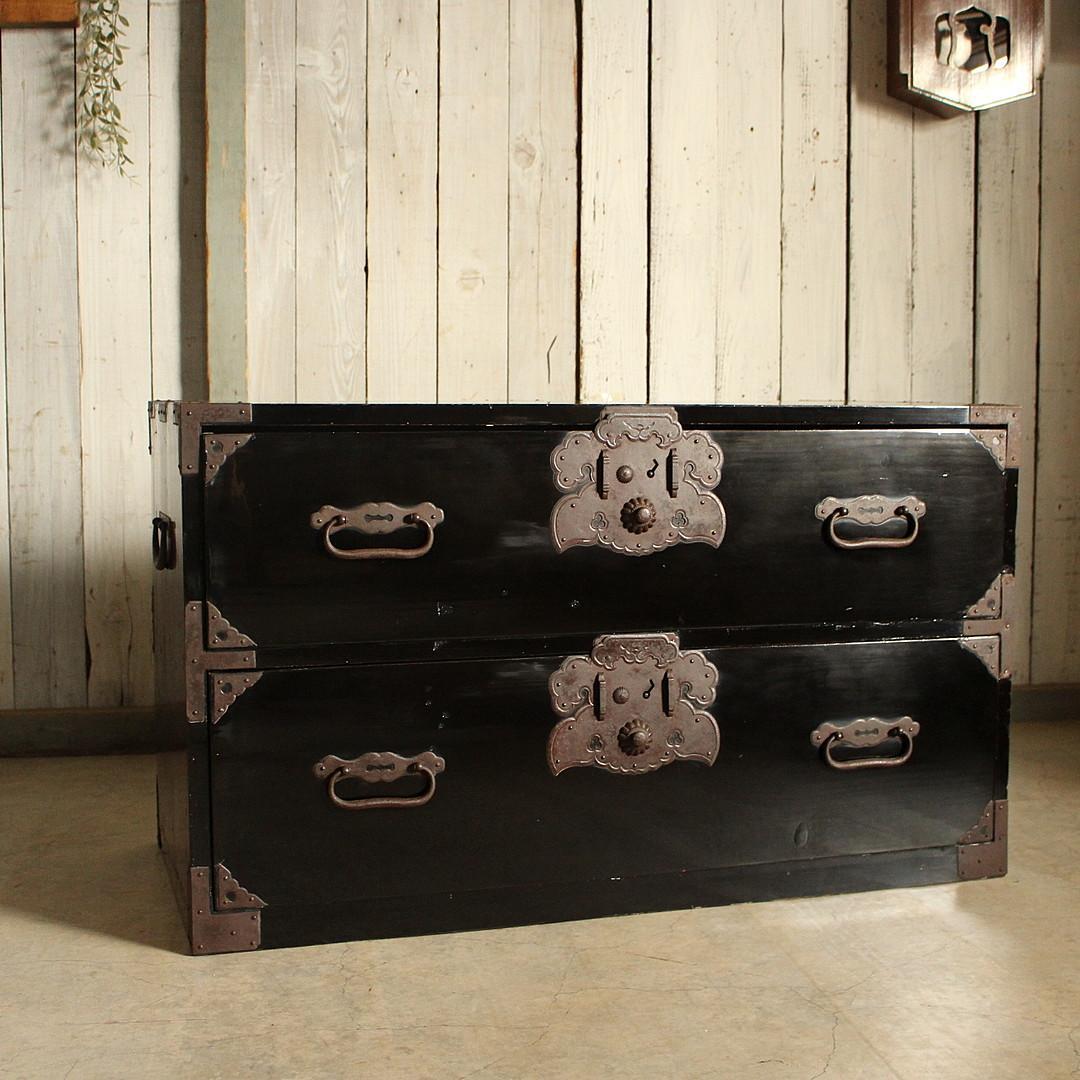 綺麗な時代庄内箪笥 抽斗2段