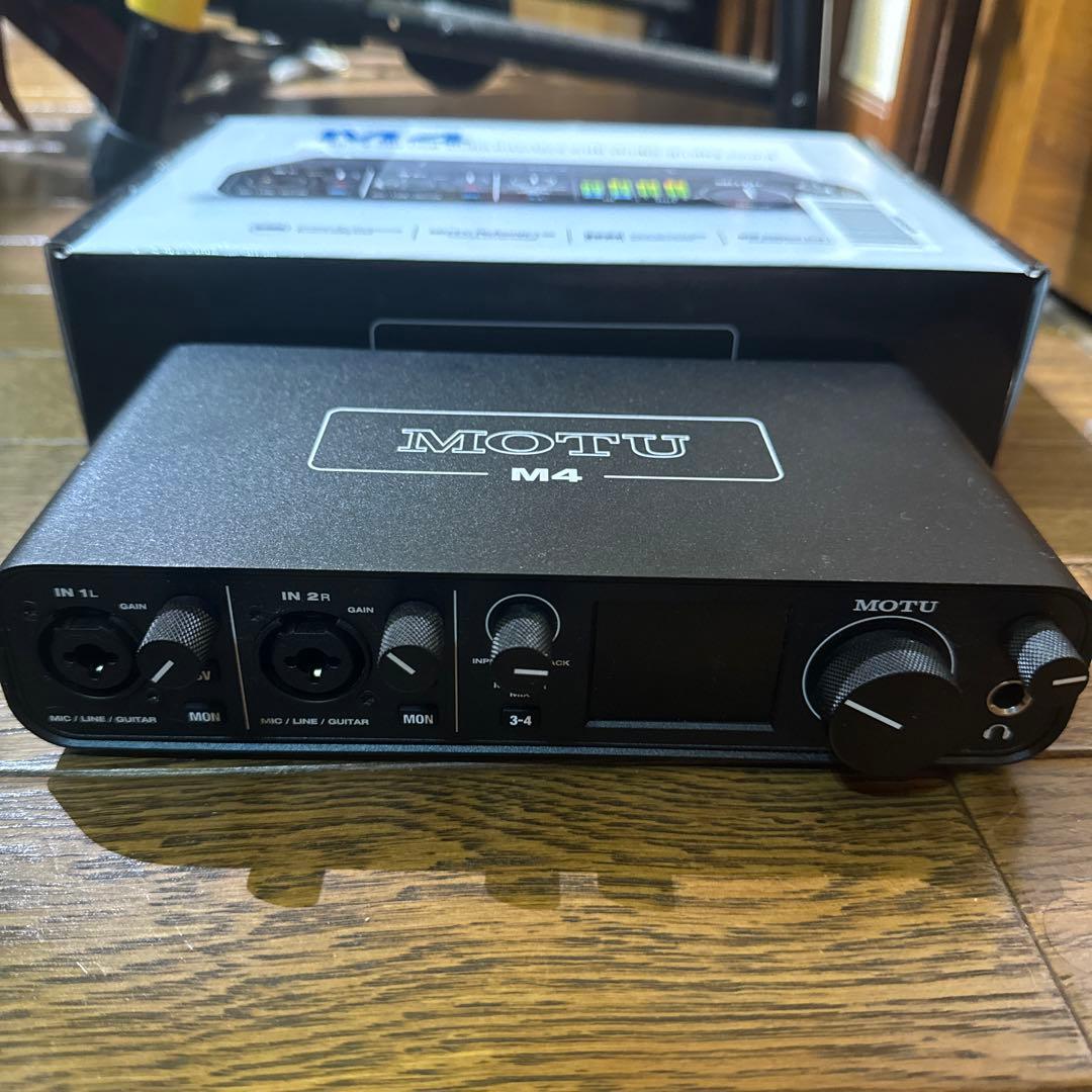 MOTU M4 USBオーディオインターフェイス