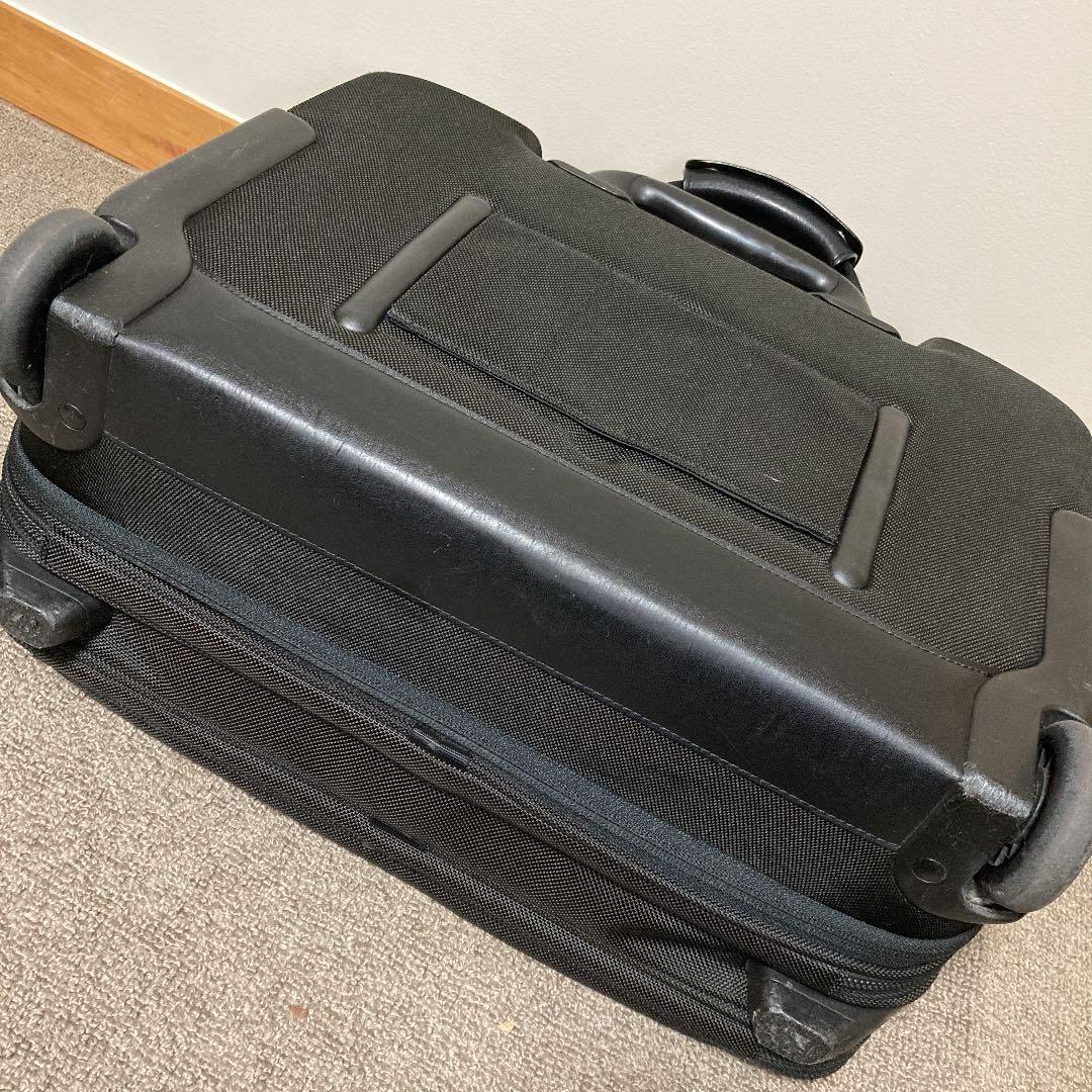 TUMI 26127DH 2輪キャリーバッグ トロリー ショップ