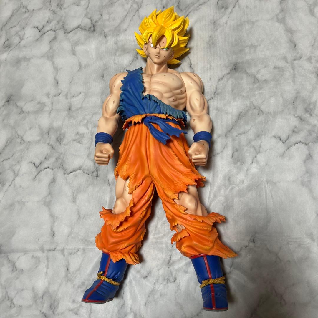 ギガンティックシリーズ ドラゴンボールZ 超サイヤ人孫悟空 ダメージ