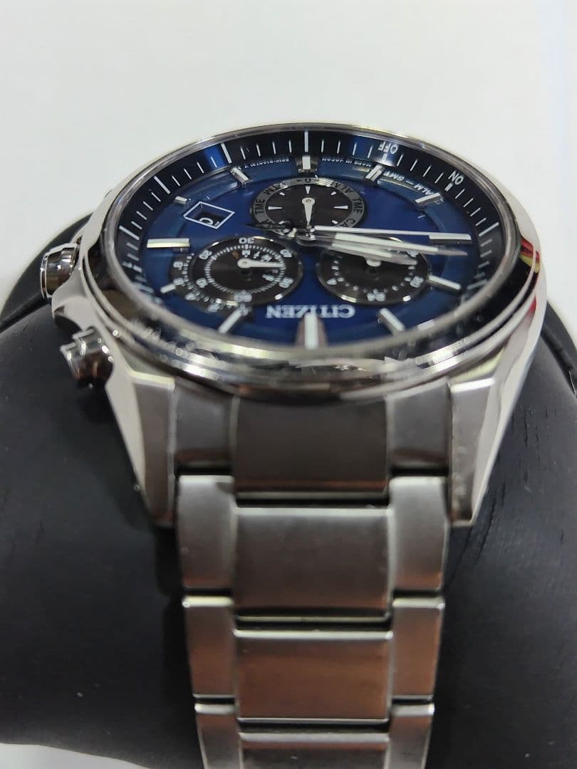 シチズン　アテッサ　エコドライブ　軽量スーパーチタン製　 電波時計