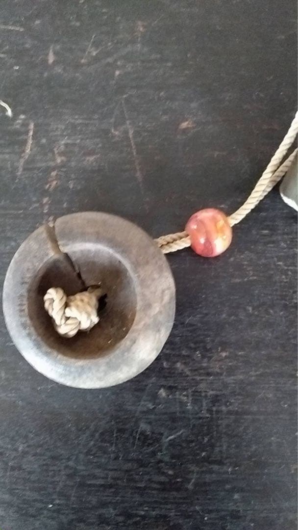 印籠　根付　トンボ玉　提げ物　アンティーク　煙草入れ　印鑑　緒締め　古道具