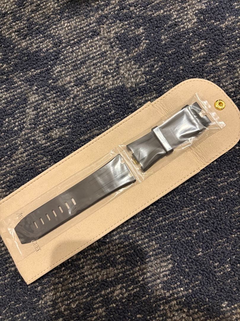 Audemars Piguet ブラックラバーベルト ケース付き　オーデマピゲ