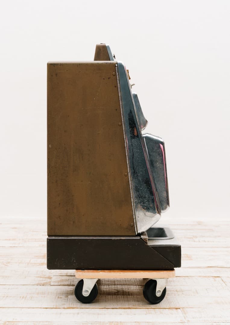 USA アンティークスロットマシン店舗什器