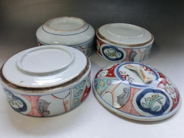 鉢□三段重鉢 赤絵 窓菖蒲 唐草紋 陶器 お重 古美術