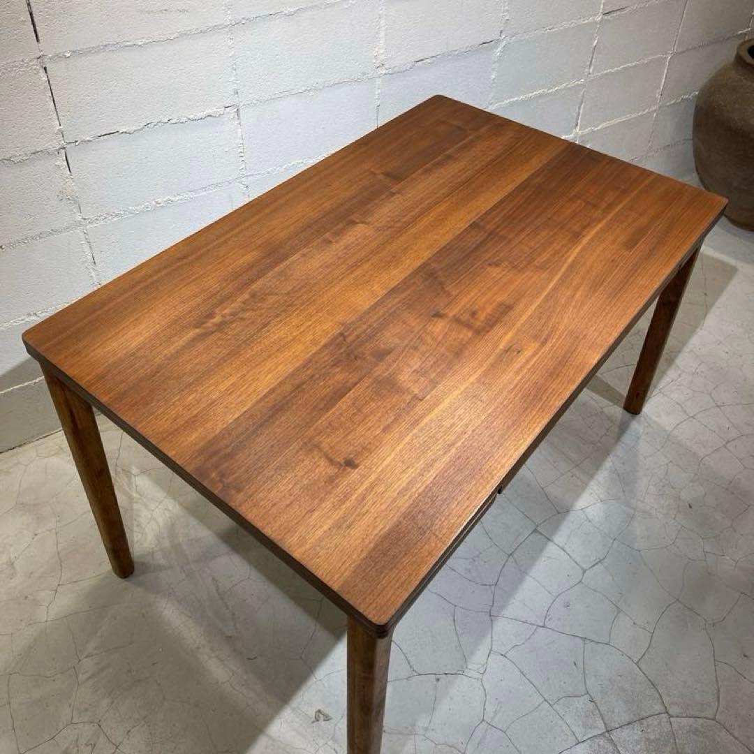 ウニコ　トリト　エクステンションテーブル　ウォールナット色　オーク材　伸長式