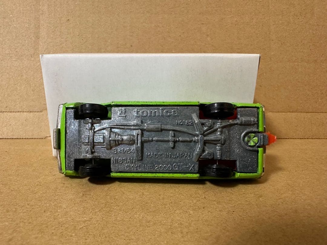 トミカ黒箱65フランスベッドキャンピングカースカイライン岩石落としスタント日本製