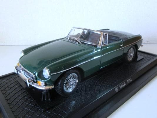特価 京商 (1/18) MGB MK.Ⅰ