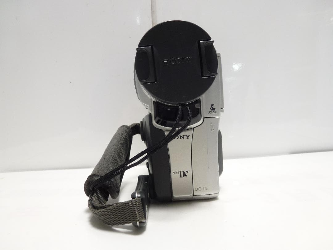 動作品　Mini DV　ソニーデジタルビデオカメラ　SONY DCR-PC110