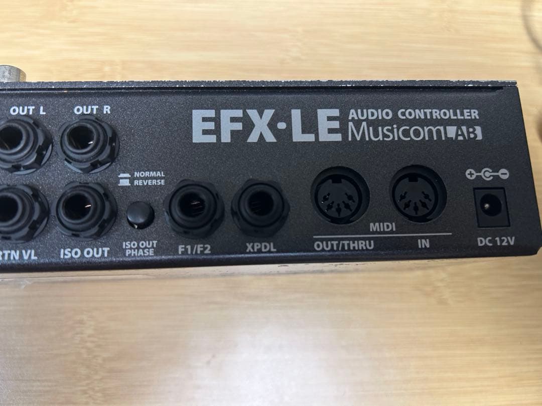 MusicomLab EFX-LE スイッチャー