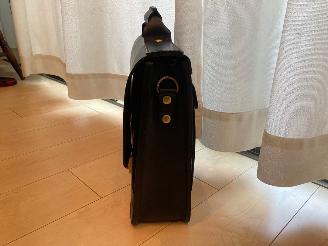 ヘルツ　前後ふた付きポケット・2wayビジネスバッグ(BC-54)