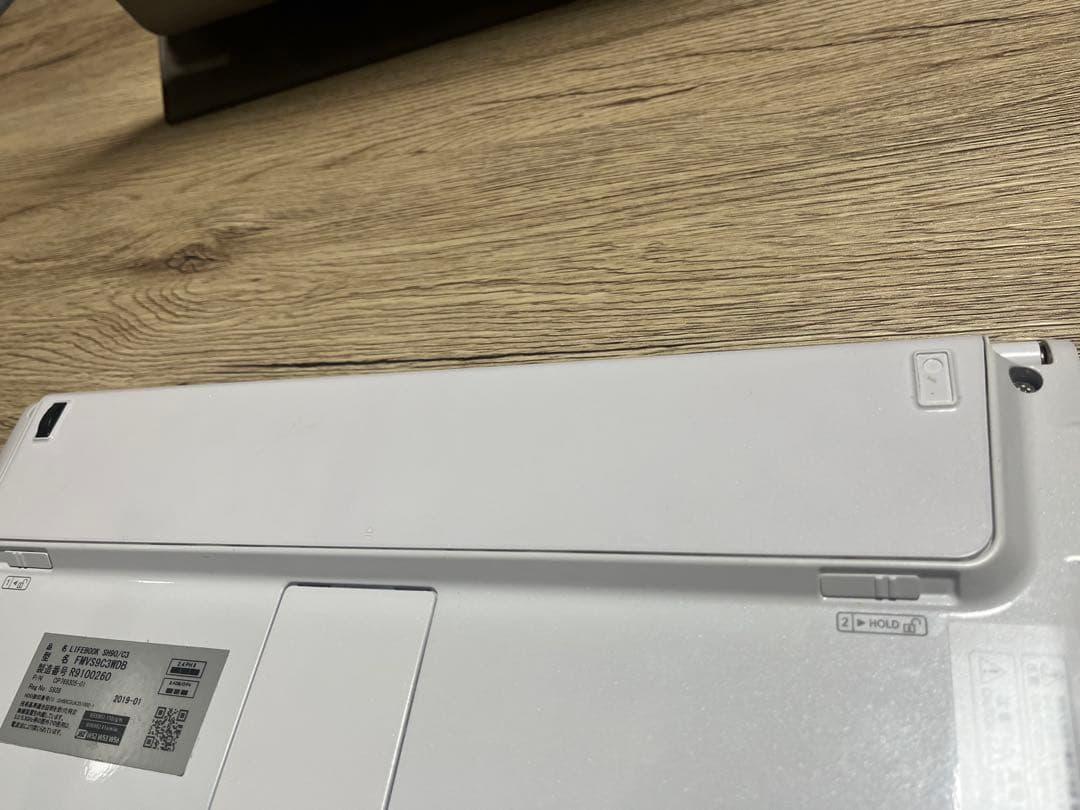 翔歩様専用】Fujitsu LifeBook SH90/C3 ノートパソコン 富士通、14時間