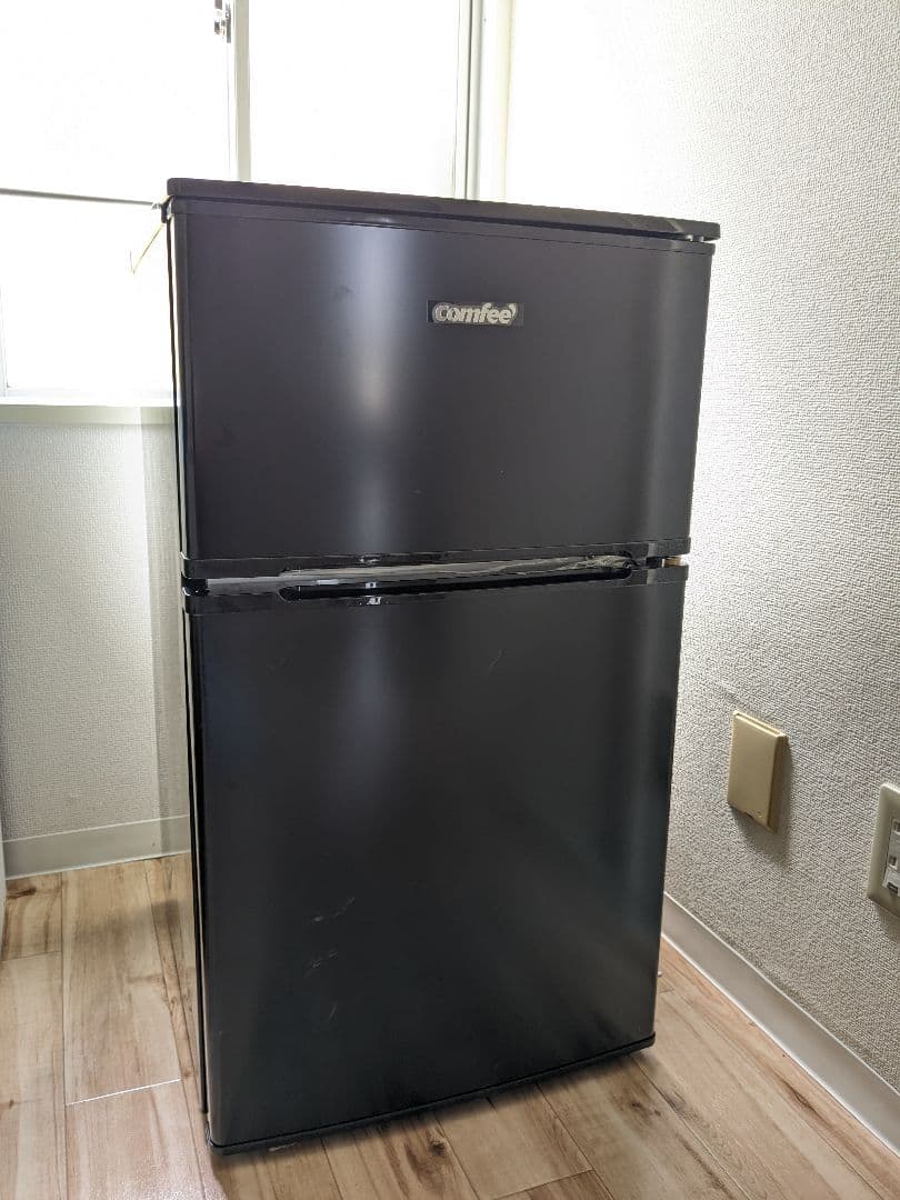 ほぼ未使用 コンフィー 冷蔵庫 小型 一人暮らし 90L ブラック
