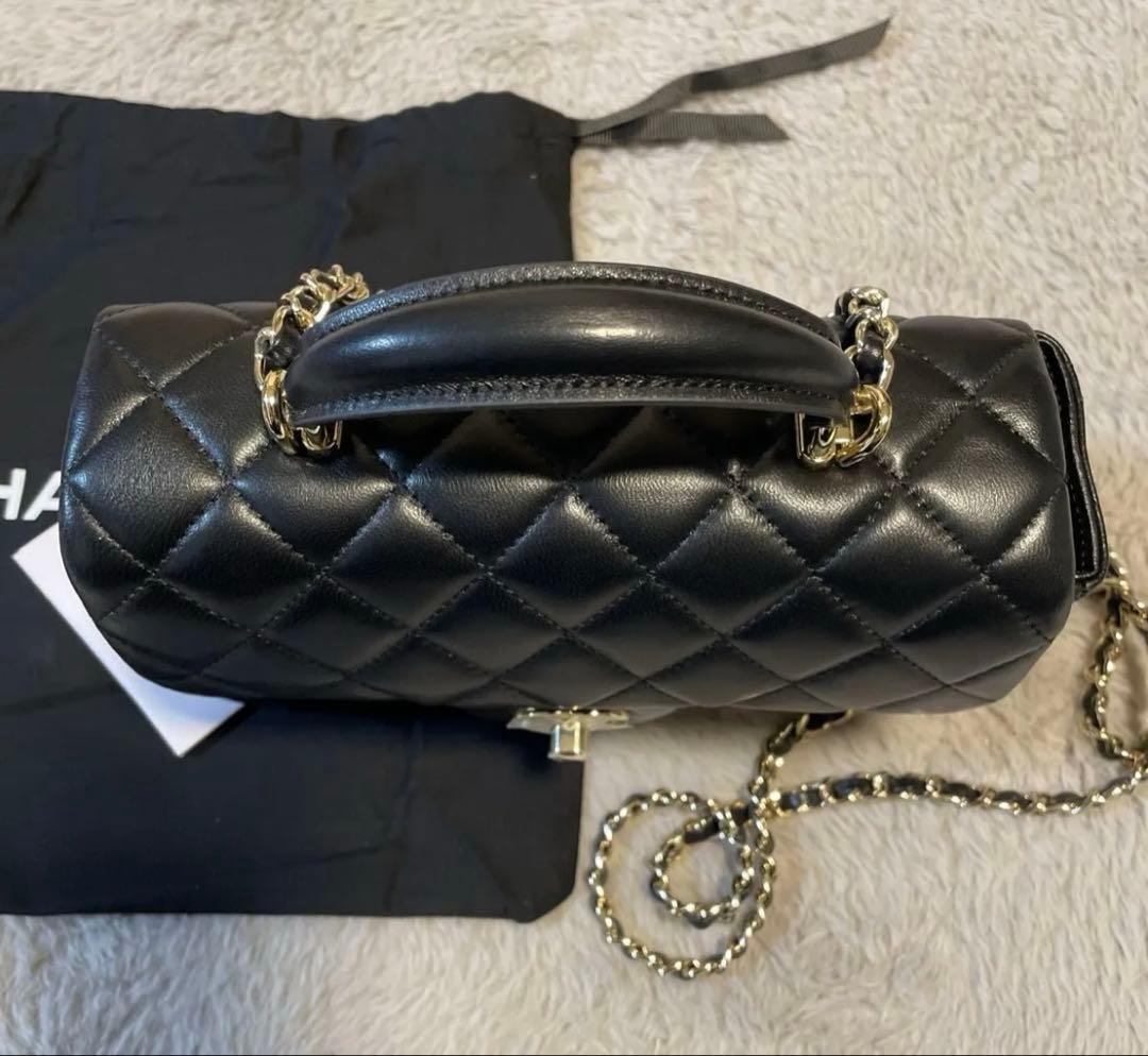 ノベルティ　シャネル　ショルダーバッグ　チェーン　ラムスキン　即日発送