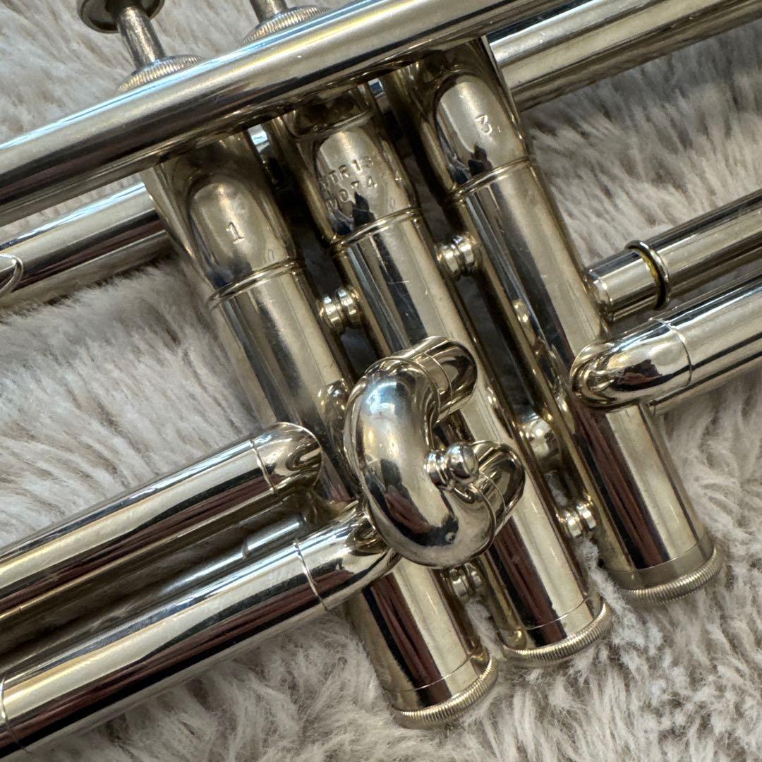 シルバー トランペット 本体 ケース付き