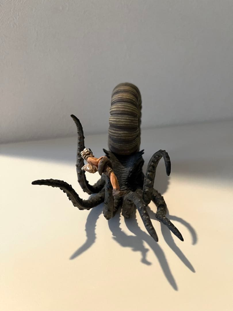 巨大アンモナイトフィギュア　特撮レアもの