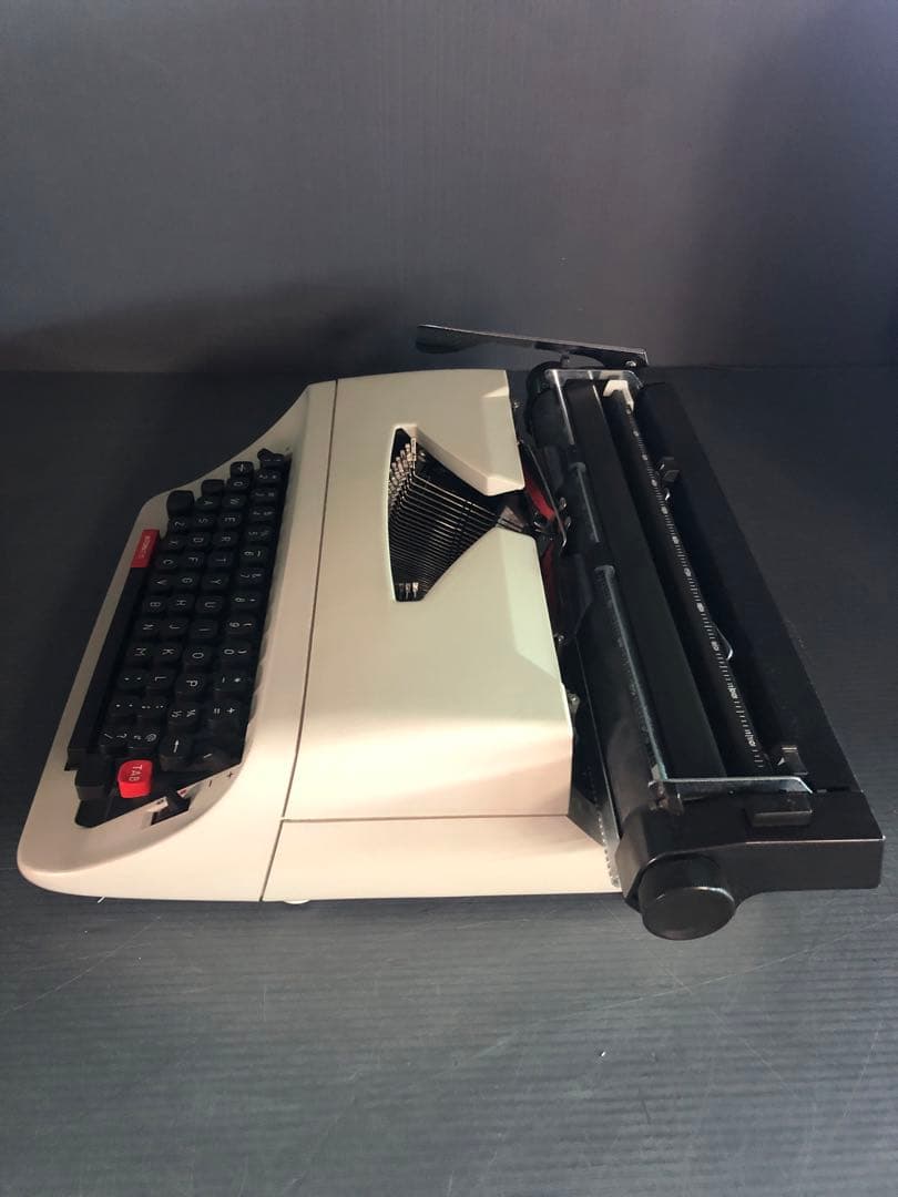 abc4100 タイプライター（中古品）