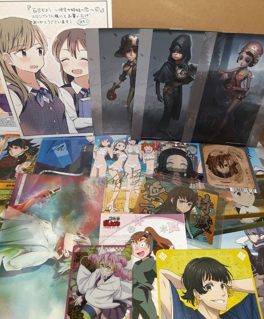 アニメグッズ 紙類・薄物 大量 まとめ売り 1000点 - メルカリ