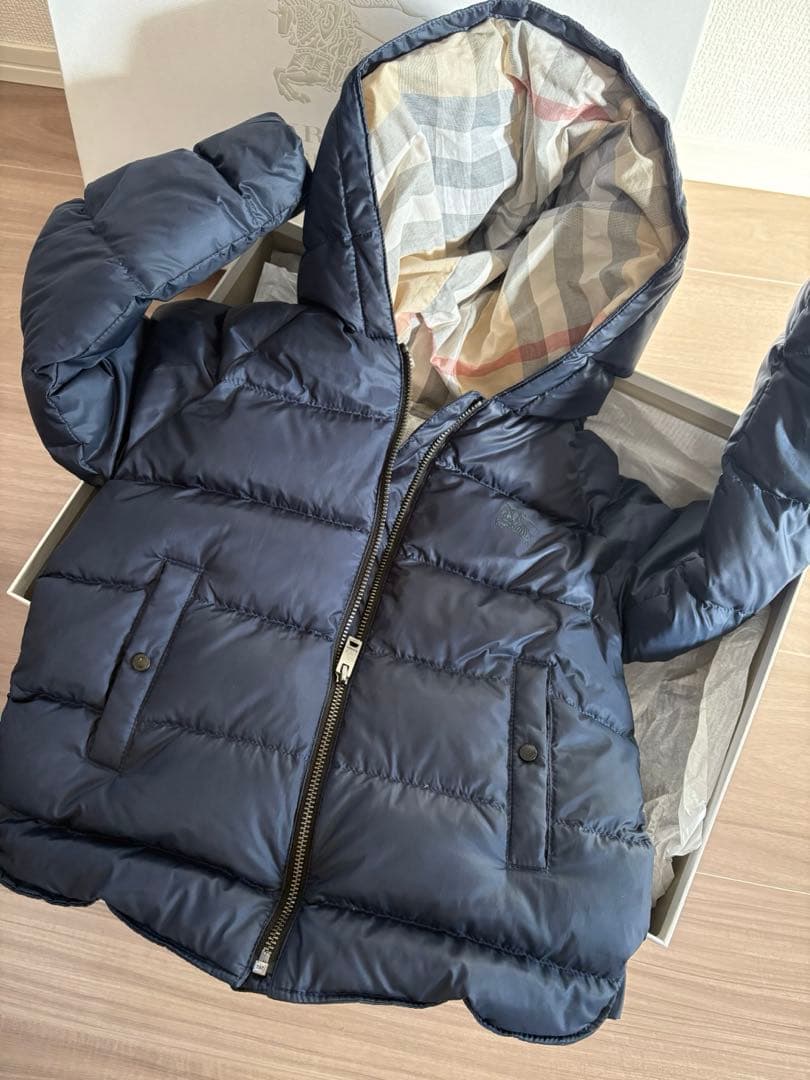 【美品】BURBERRY バーバリー　キッズ　中綿ダウン　サイズ92正規品 高級