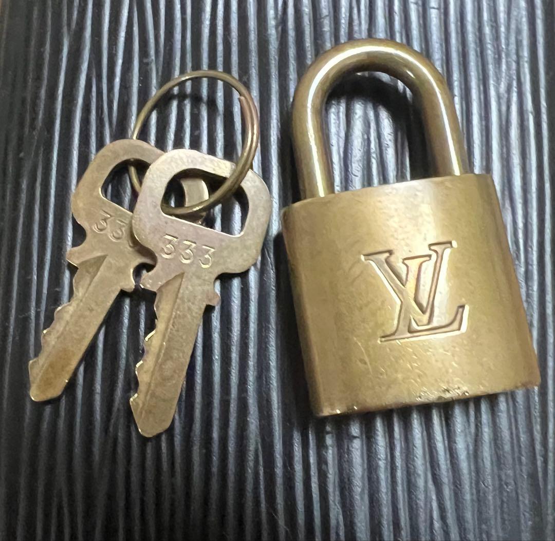 ▽LOUIS VUITTON 南京錠 339 カデナ パドロック レザー キー Louis