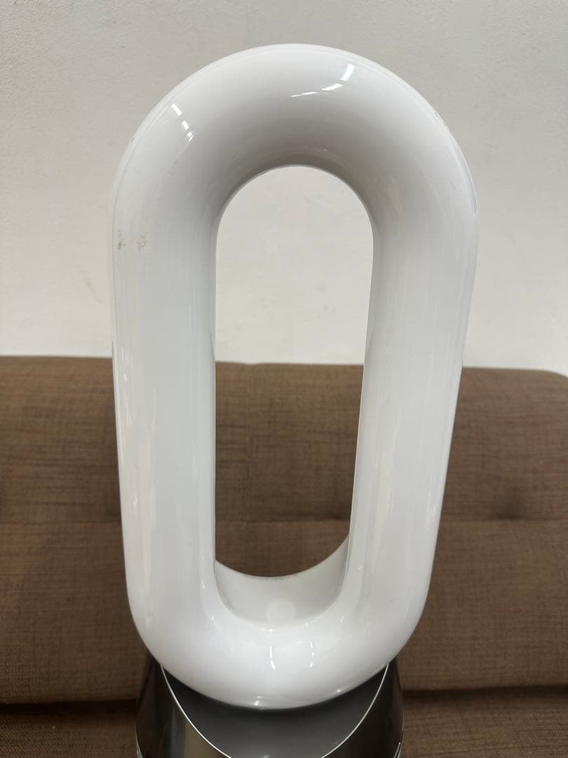 ② Dyson ダイソン Hot＋Cool HP04 空気清浄機　　2020年