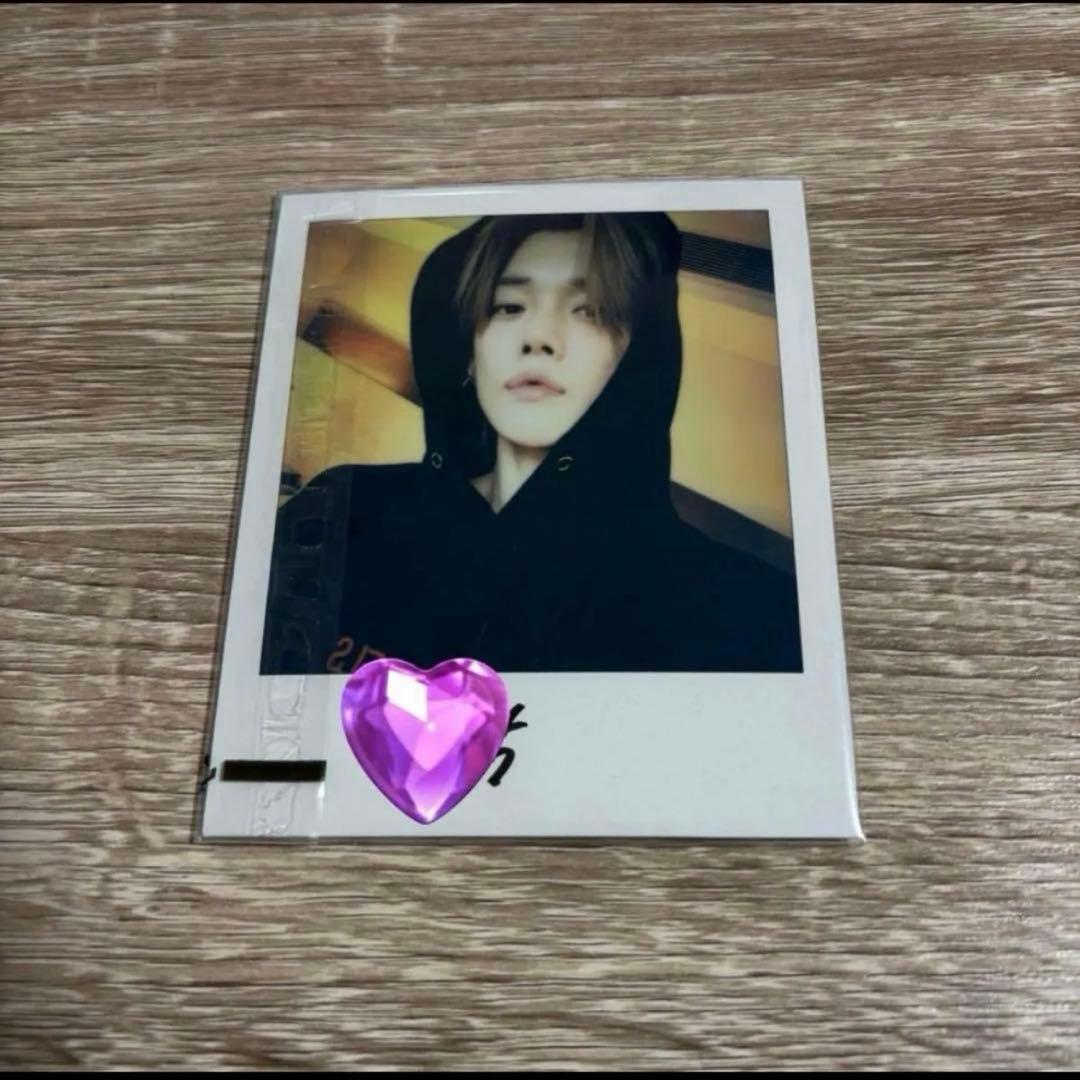 TXT ヨンジュン NO LABELS:PART 01 直筆サイン入りポラロイド - メルカリ