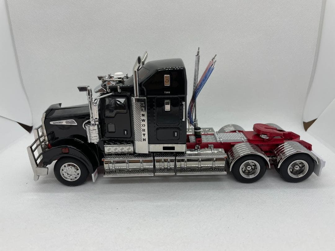 504-023 1/32 ケンワース T909 PRIME MOVER ブラック