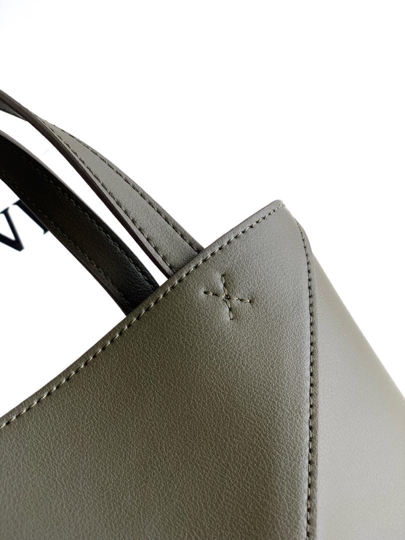 可愛い　トートバッグ　グリーン