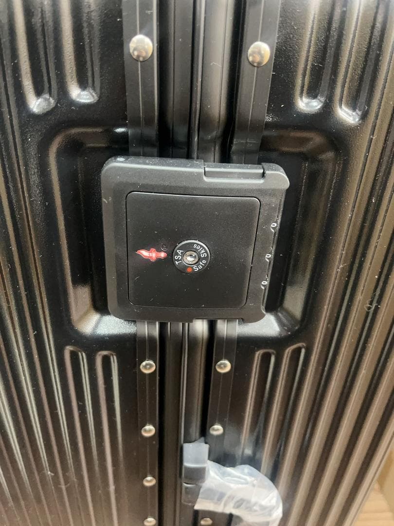 アルミフレーム Lサイズ TSAロック付きスーツケース