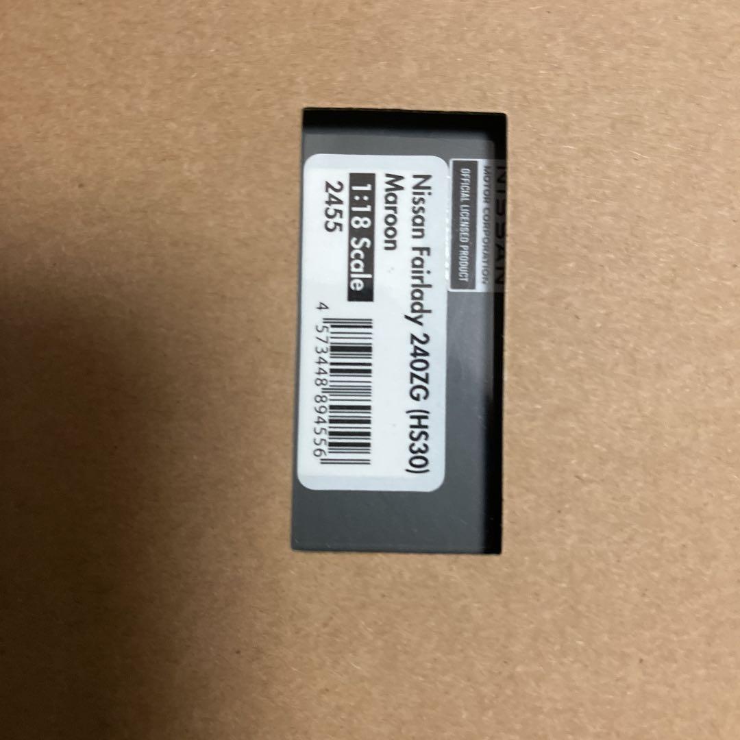 イグニッションモデル1／18モデルフェアレディZ