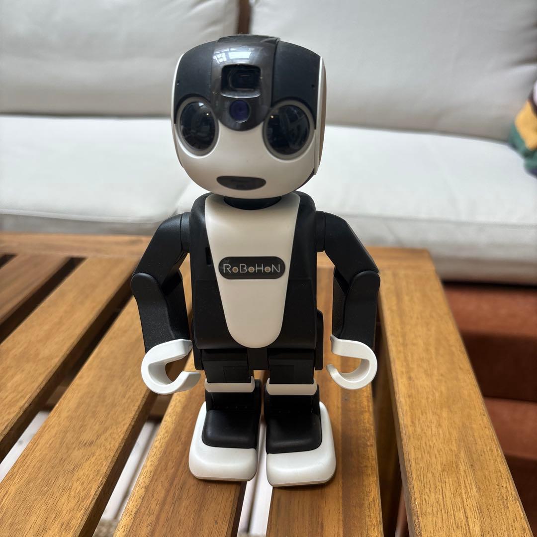 ジャンク】シャープ ロボホン RoBoHoN 音声対話・ダンス・ロボット
