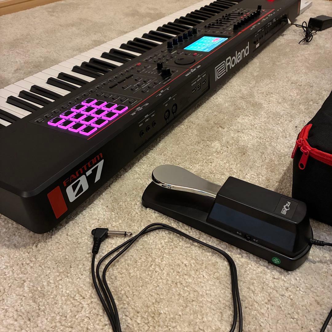 最安値美品】76鍵 Fantom-07 純正ケース 説明書 おまけ付 ローランド