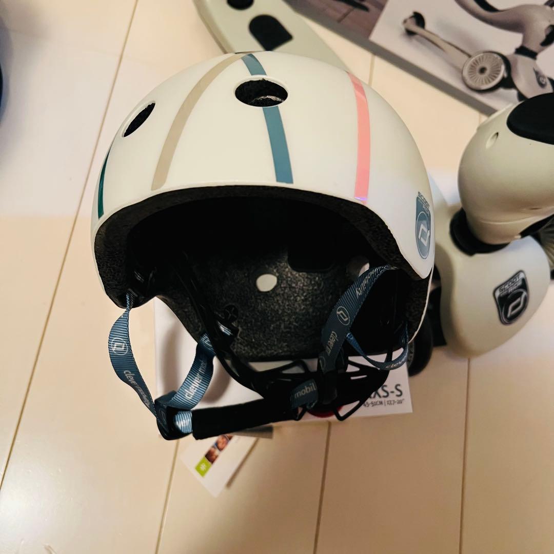 美品！室内のみで使用！SCOOT AND RIDE スケーター ヘルメットセット