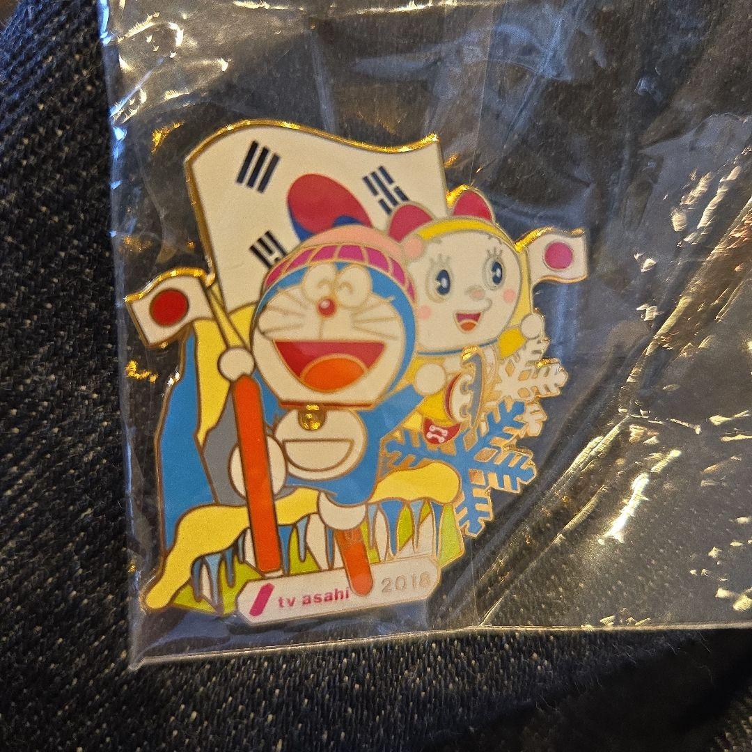 【非売品・新品】2018 平昌オリンピック テレビ朝日 ドラえもん ピンバッジ