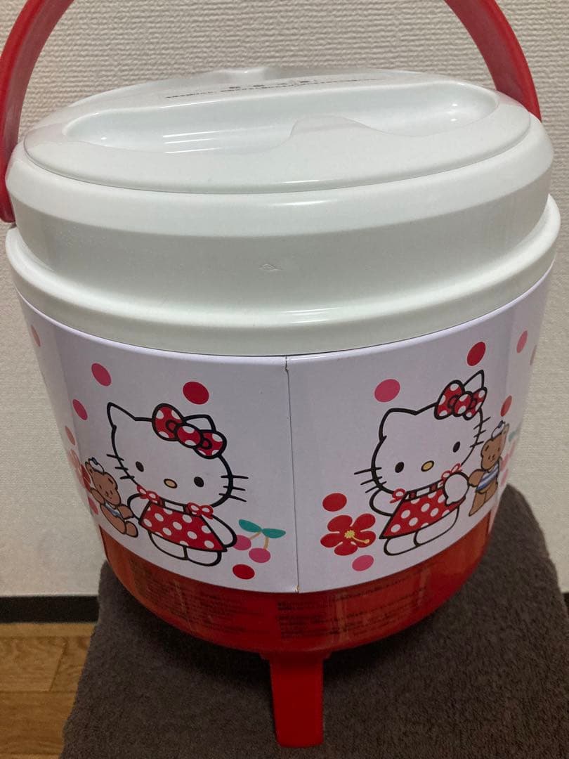ハローキティ⭐️ ウォータージャグサーバー&エアーポット 保温ポット 2.2L