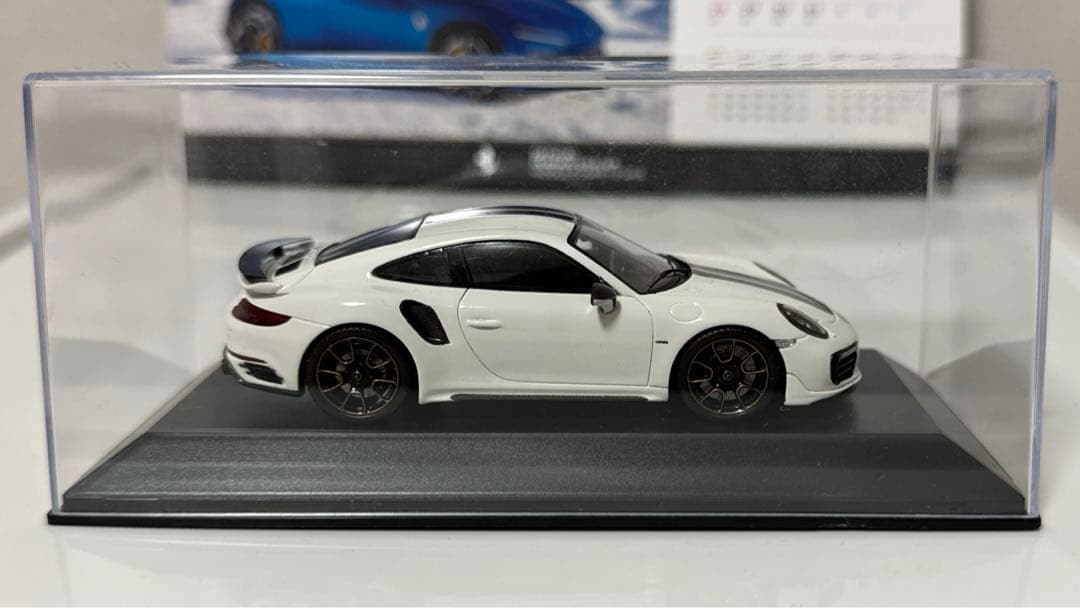 ポルシェ 911 ターボ S 限定品（1911台）スパーク ミニカーの通販はau