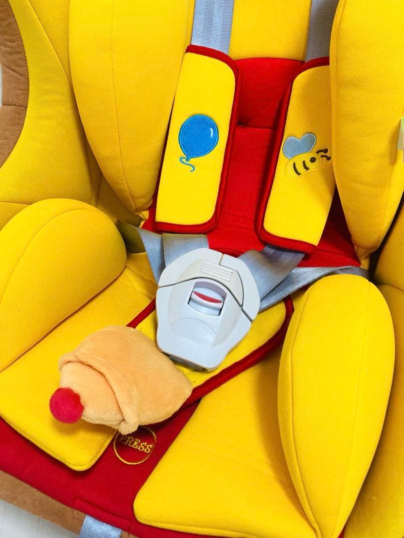 西松屋　くまのプーさん　チャイルドシート　キッズ　ベビー　ディズニー