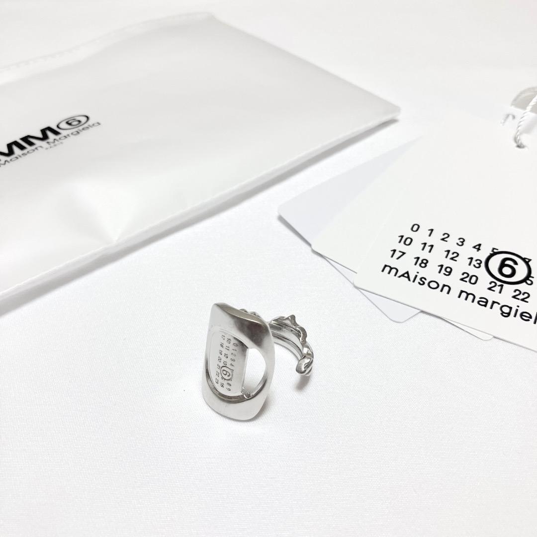 新品 6 マルジェラ MM6 25ss ブランドロゴキーリング 指輪 17938