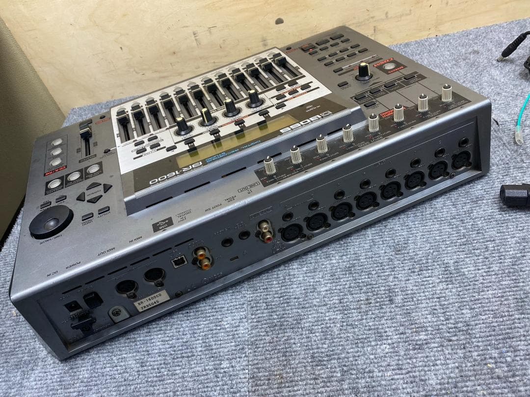 BOSS BR-1600 MTR マルチトラックレコーダー