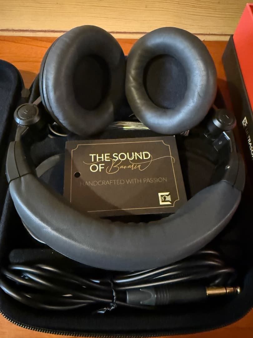 Ultrasone Signature Master 希少オリジナル 新品同様品