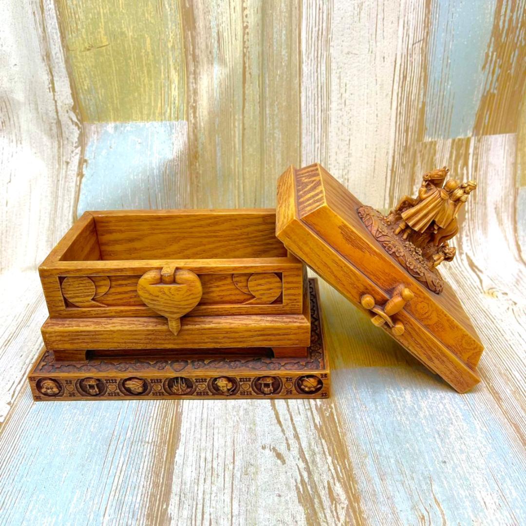 激レア★白雪姫 七人の小人  White 小物入れ 王子様★ディズニー