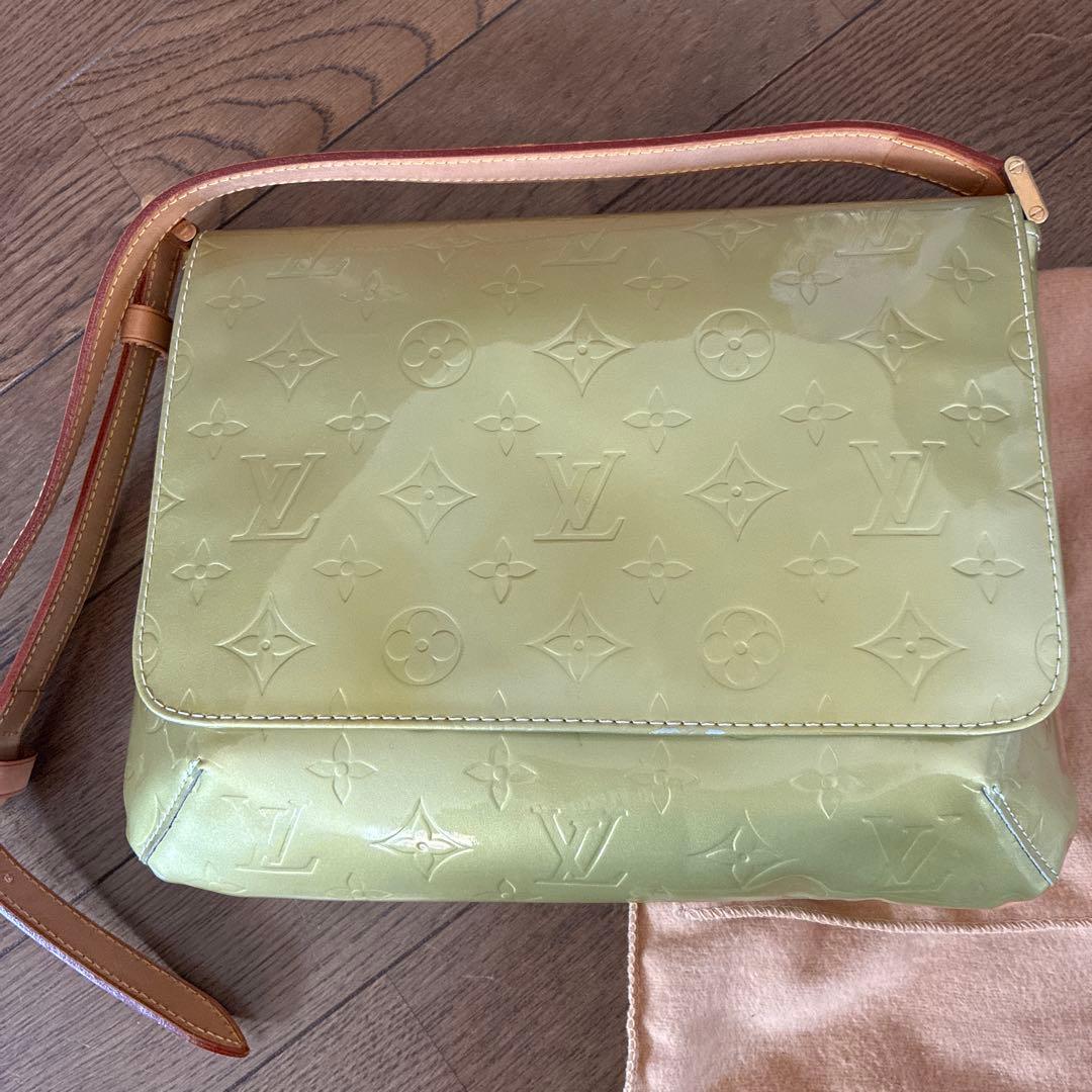 Louis Vuitton ライトグリーン ショルダーバッグ