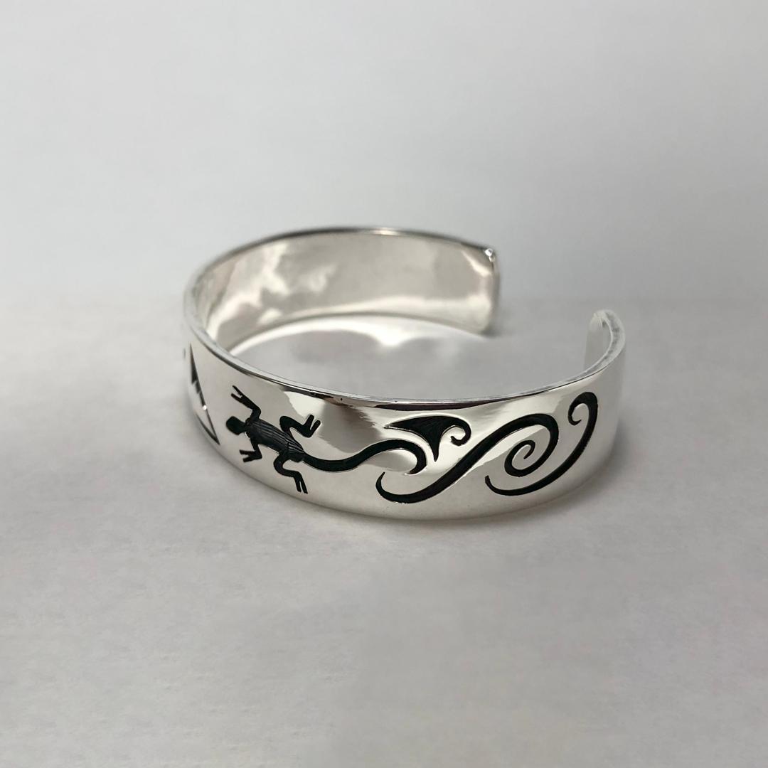 ホピ　Raymond Kyasyousie レイモンドキャセヨウスィー　バングル