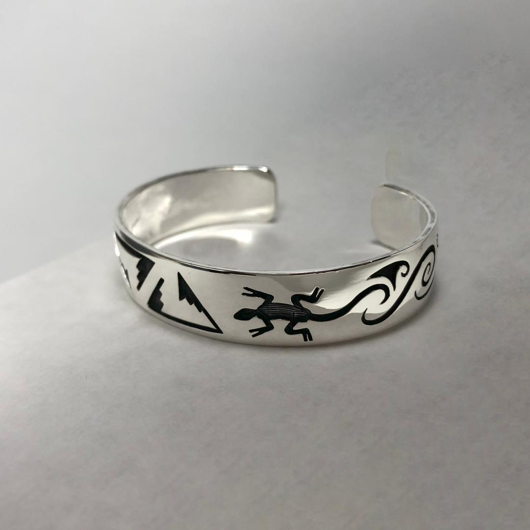 ホピ　Raymond Kyasyousie レイモンドキャセヨウスィー　バングル